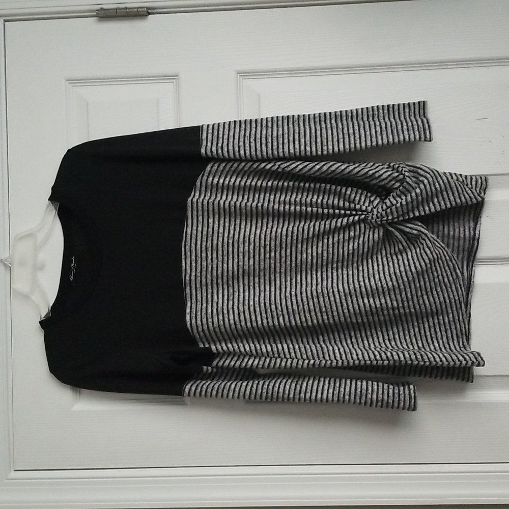 Rae Mode Women's Long Sleeve Shirt